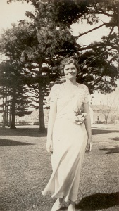 Marie (Schrader) Schaepe (1933)